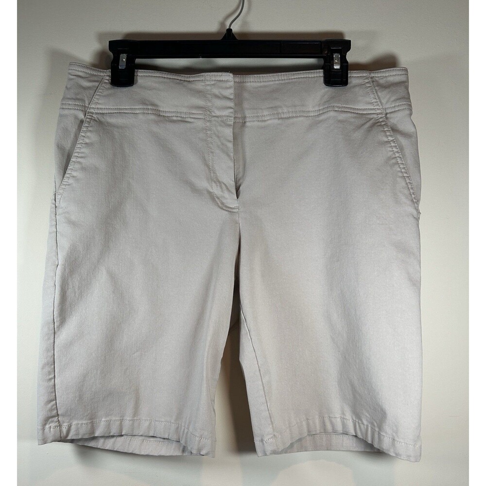 IZOD Golf Women’s Bermuda Shorts Zipper Pockets Size 12 Tan 9.5” Inseam - EUC